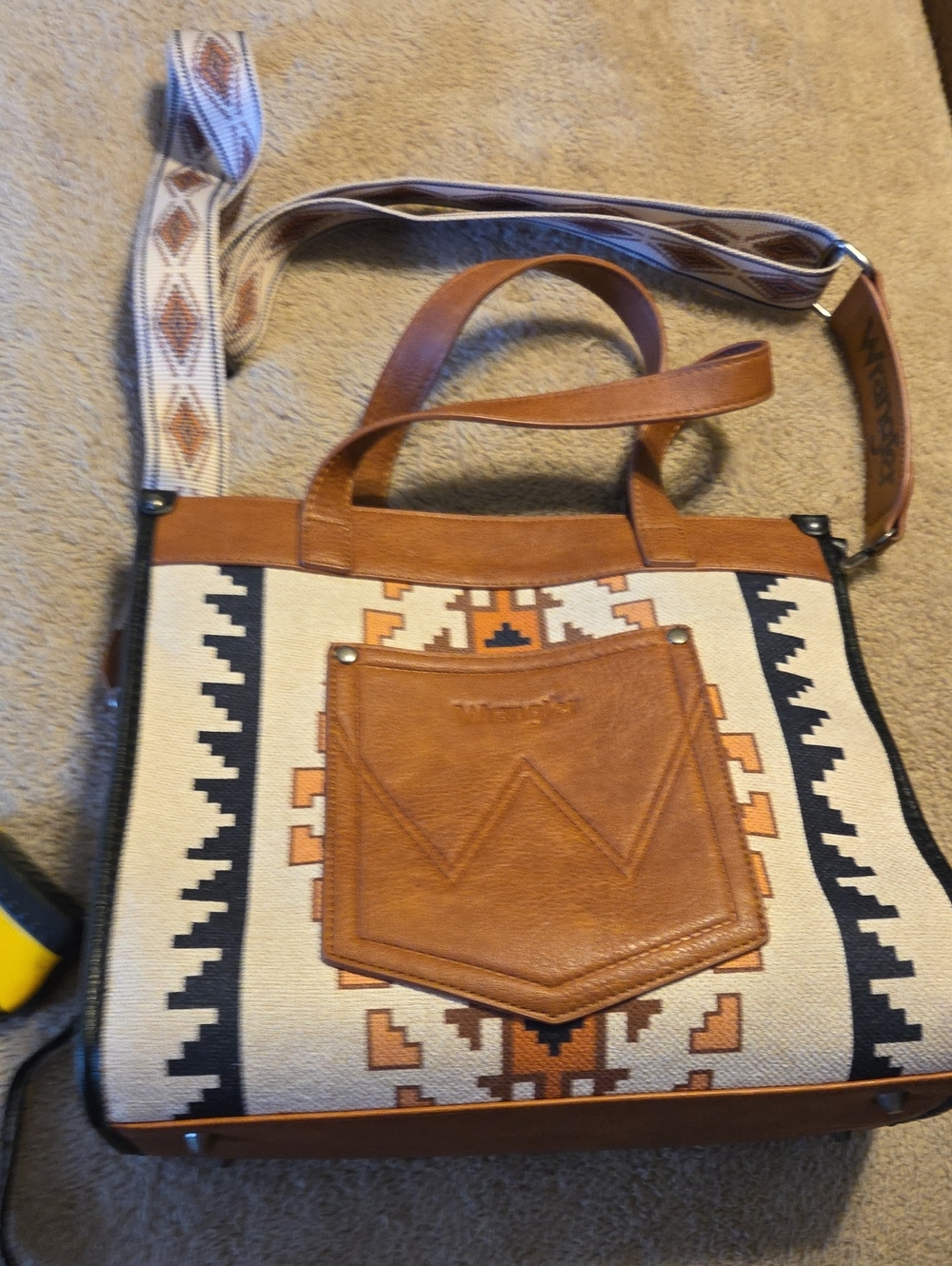 Wrangler Tan & Cream Southwestern purse with Black Accents